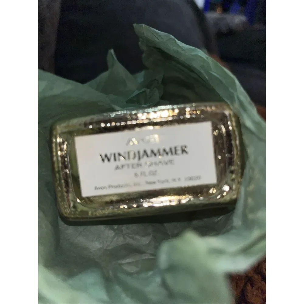 Vintage Windjammer After Shave, Avon. Daylight shaving time 6 Fl‎ oz. Full box